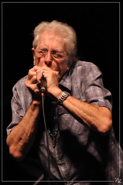 6492 John Mayall 06-10-2010 (Medium).jpg